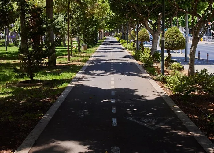 White (adults Only) Apartahotel