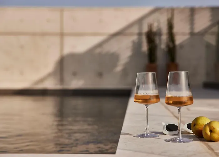 Apartahotel White (adults Only) 4*