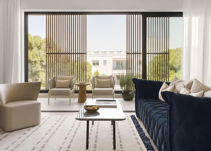 White (adults Only) 4*