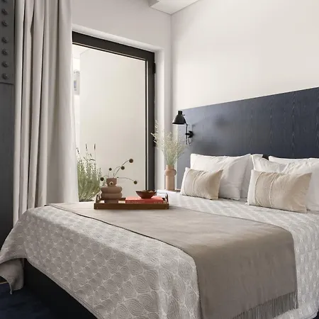 White (adults Only) Appart hôtel