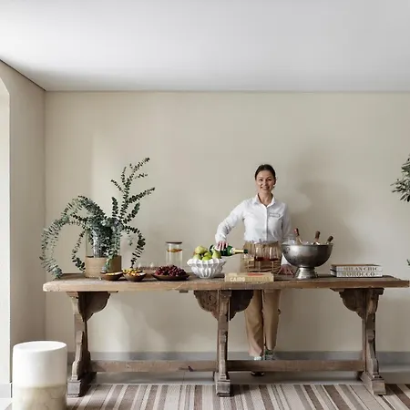 White (adults Only) شقة فندقية ليماسول