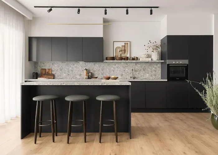 White (adults Only) Limisso