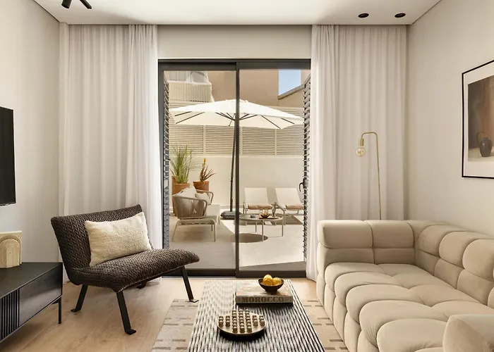 White (adults Only) 4*