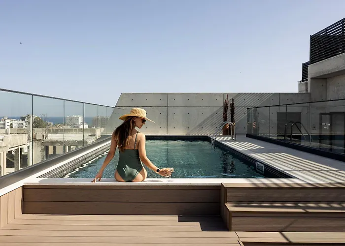 White (adults Only) Aparthotel 4*