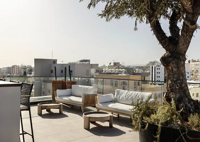 White (adults Only) Aparthotel Lemesos