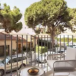 White (adults Only) Apartahotel 4*
