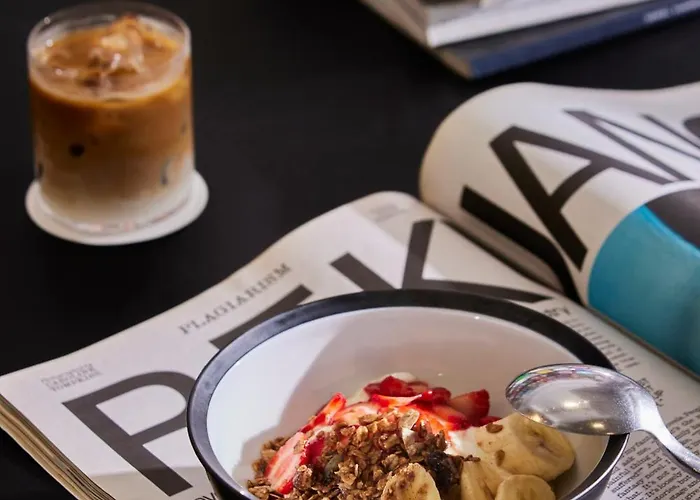 מלון דירות White (adults Only)