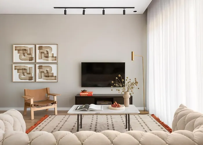 White (adults Only) 4*