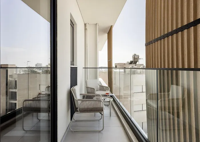 White (adults Only) 4*