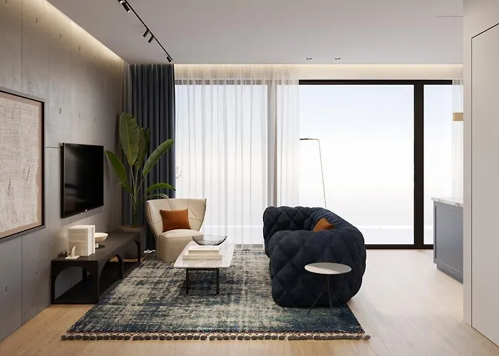 White (adults Only) 4* לימסול